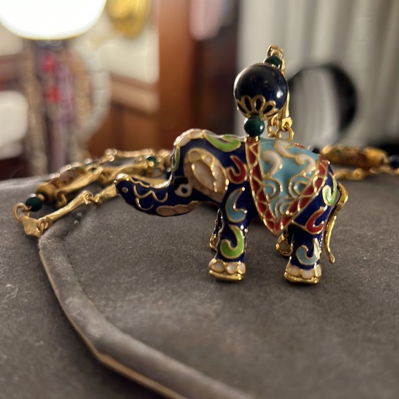 Vintage Cloisonné Elephant Necklace - Picture 3 of 4